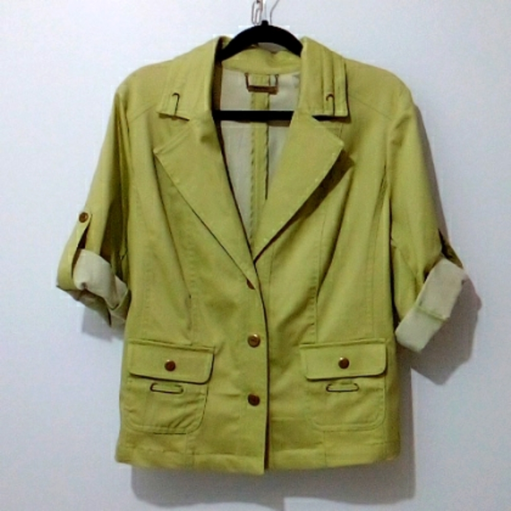 TanJay green jacket